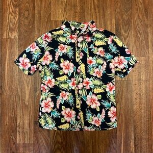 Vibrant floral Mens Hawaiian shirt